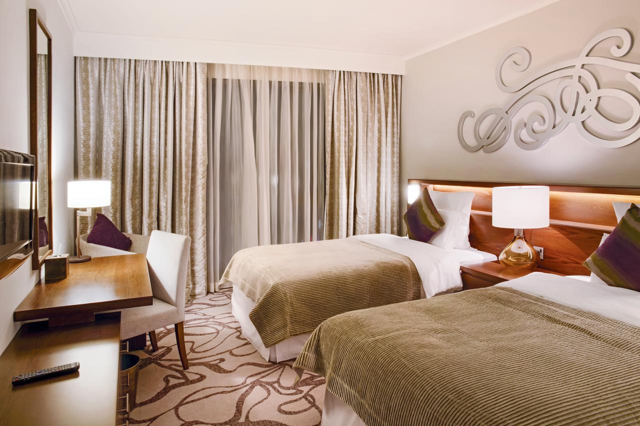 Aparthotel Pullman Creek Centre Residences 5*